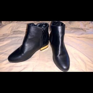 Charlotte Russe Size 8 Women’s booties